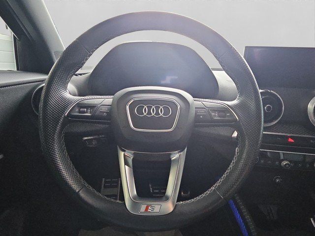 Audi SQ2 2021