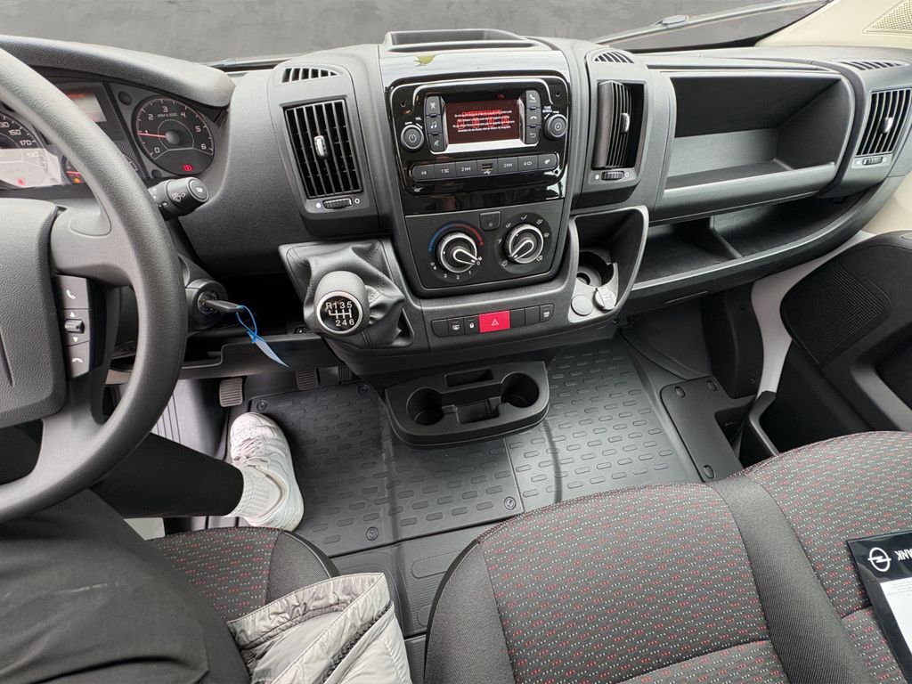 Opel Movano 2024