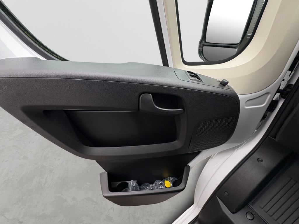 Opel Movano 2024