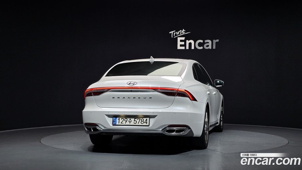 Hyundai Grandeur 2022