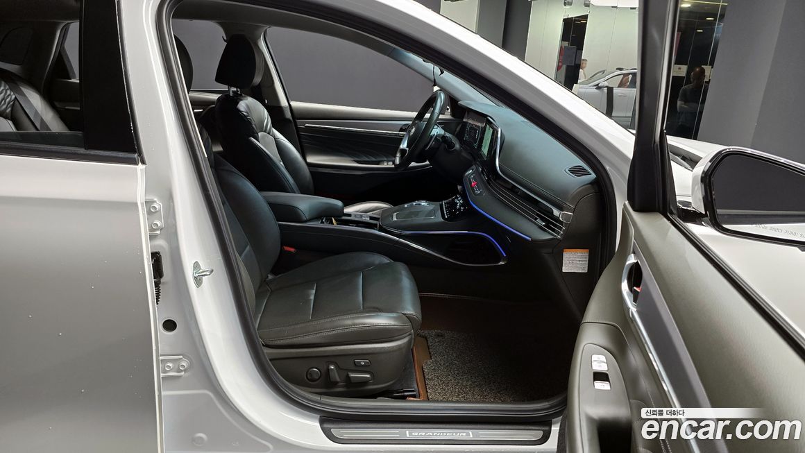 Hyundai Grandeur 2022