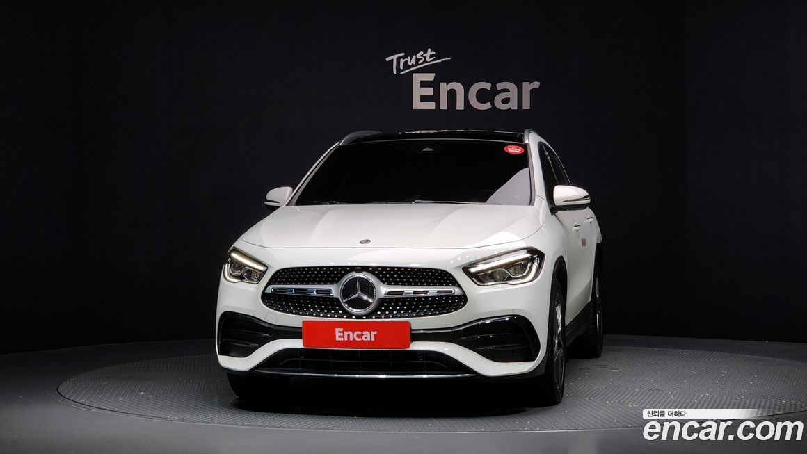 Mercedes-Benz GLA-Class 2020