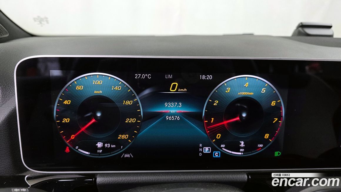 Mercedes-Benz GLA-Class 2020