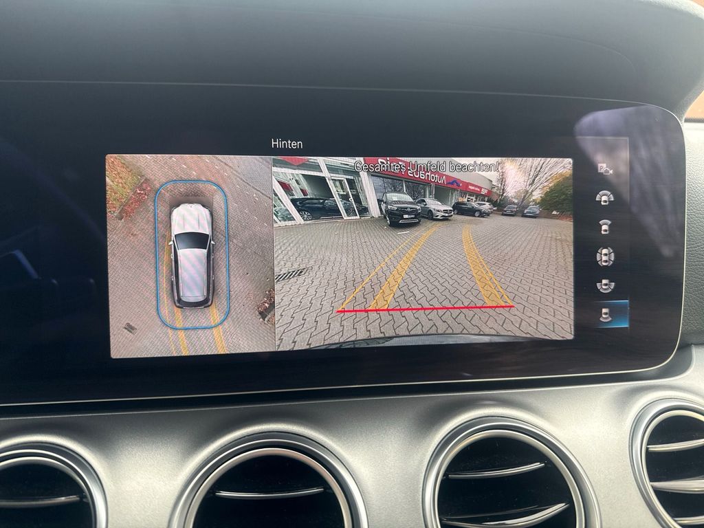 Mercedes-Benz E 300 2022