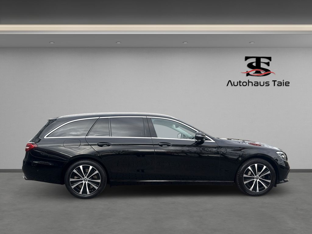 Mercedes-Benz E 300 2022