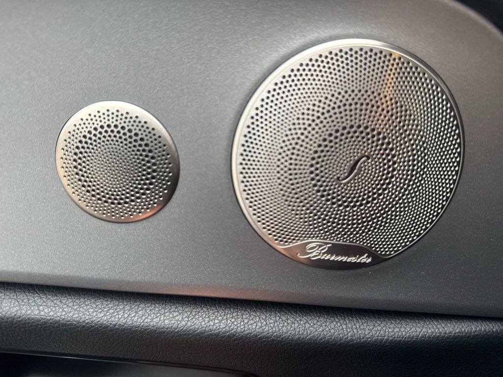 Mercedes-Benz E 300 2022