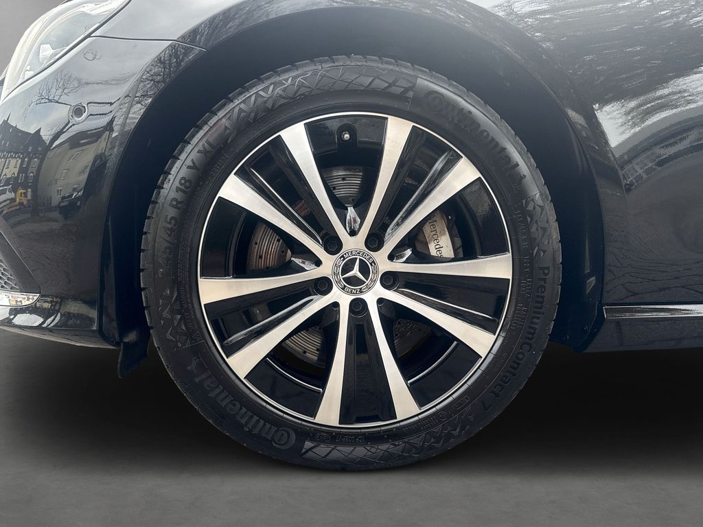 Mercedes-Benz E 300 2022