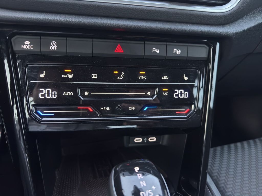 Volkswagen T-Roc 2025