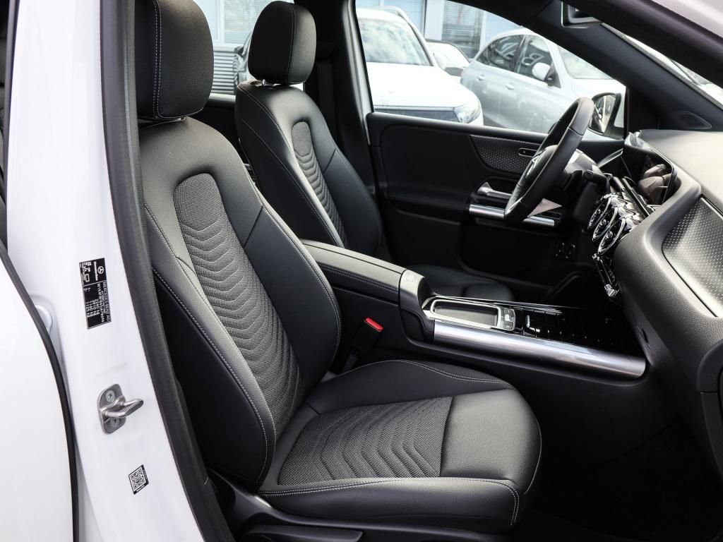 Mercedes-Benz B 250 2024