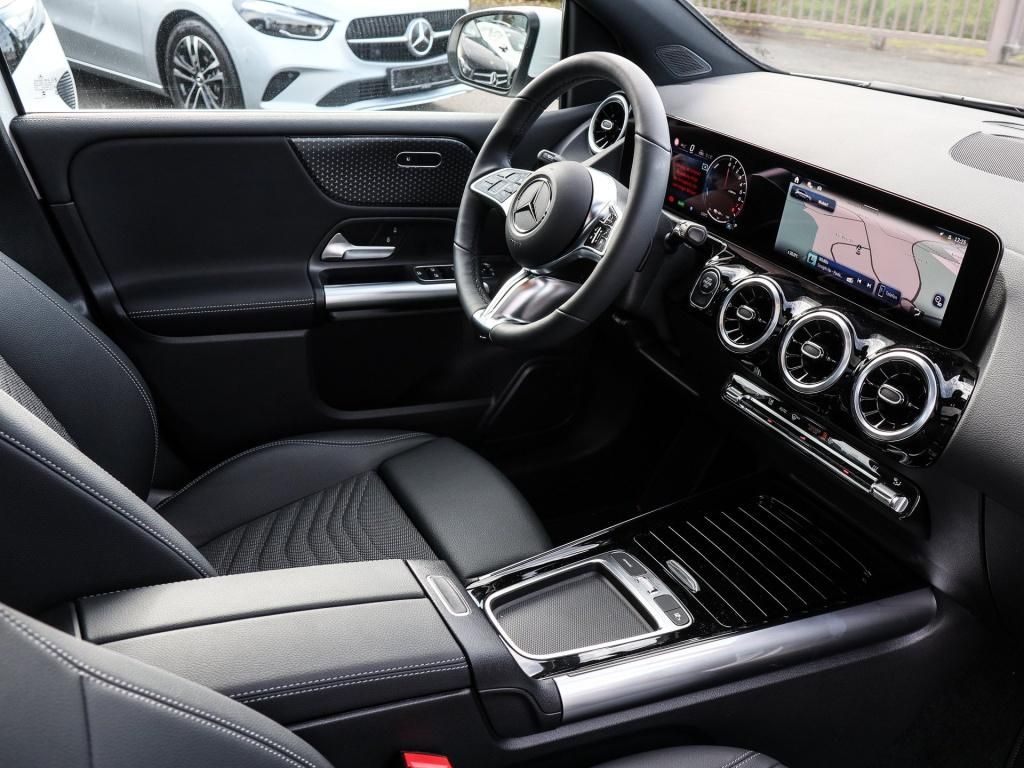 Mercedes-Benz B 250 2024