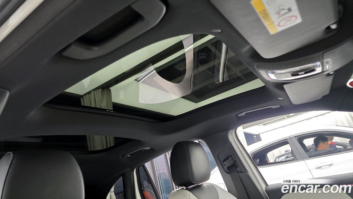 Mercedes-Benz GLA-Class 2020