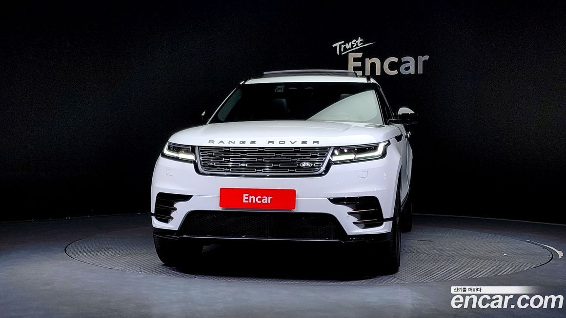 Land Rover Range Rover Velar 2025