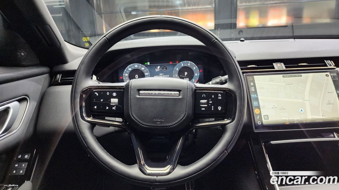 Land Rover Range Rover Velar 2025