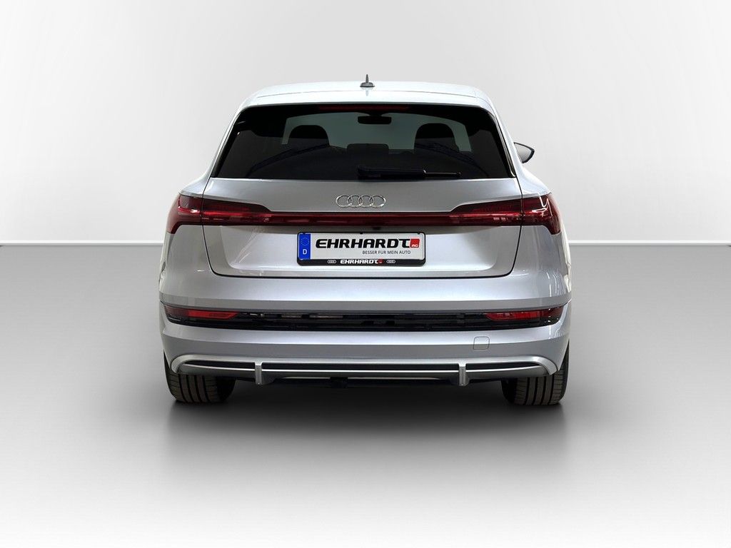 Audi e-tron 2022