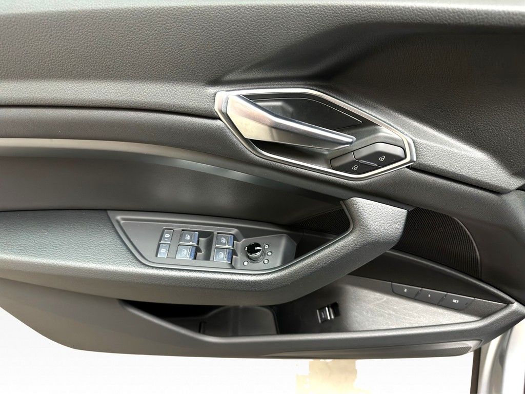 Audi e-tron 2022