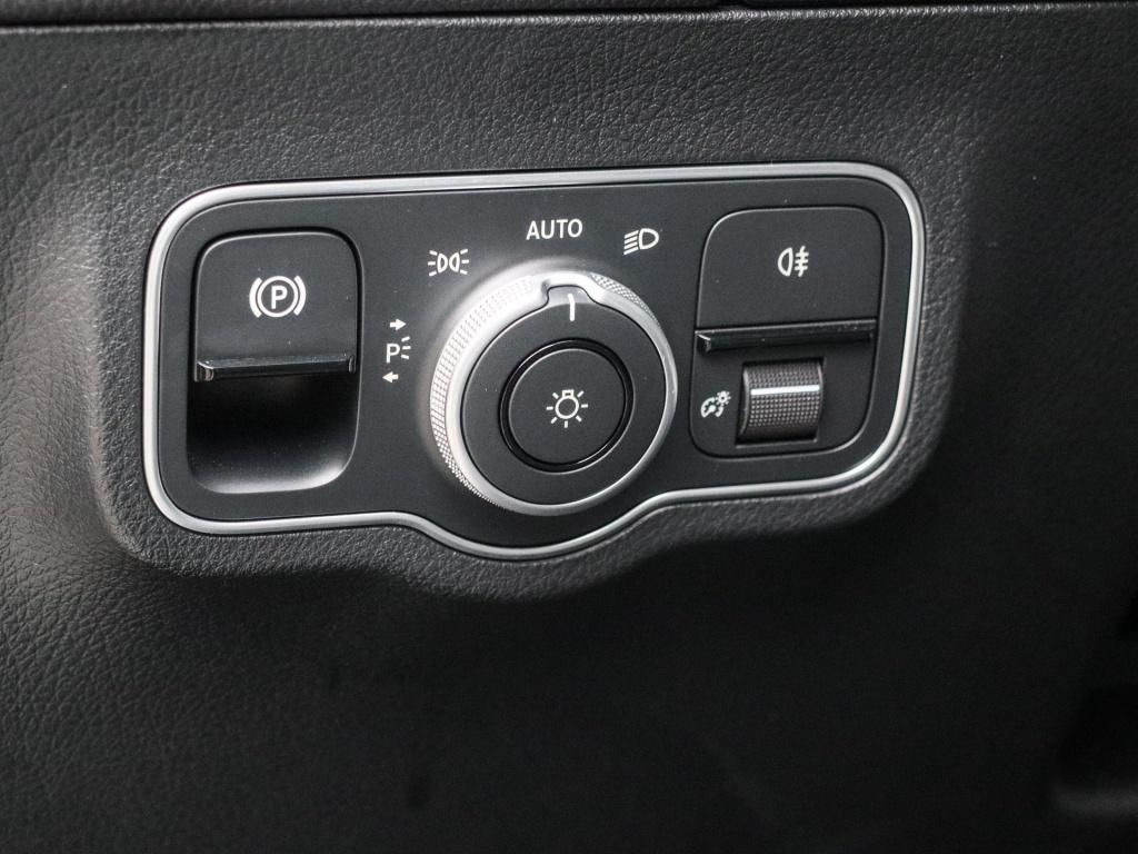 Mercedes-Benz B 250 2024