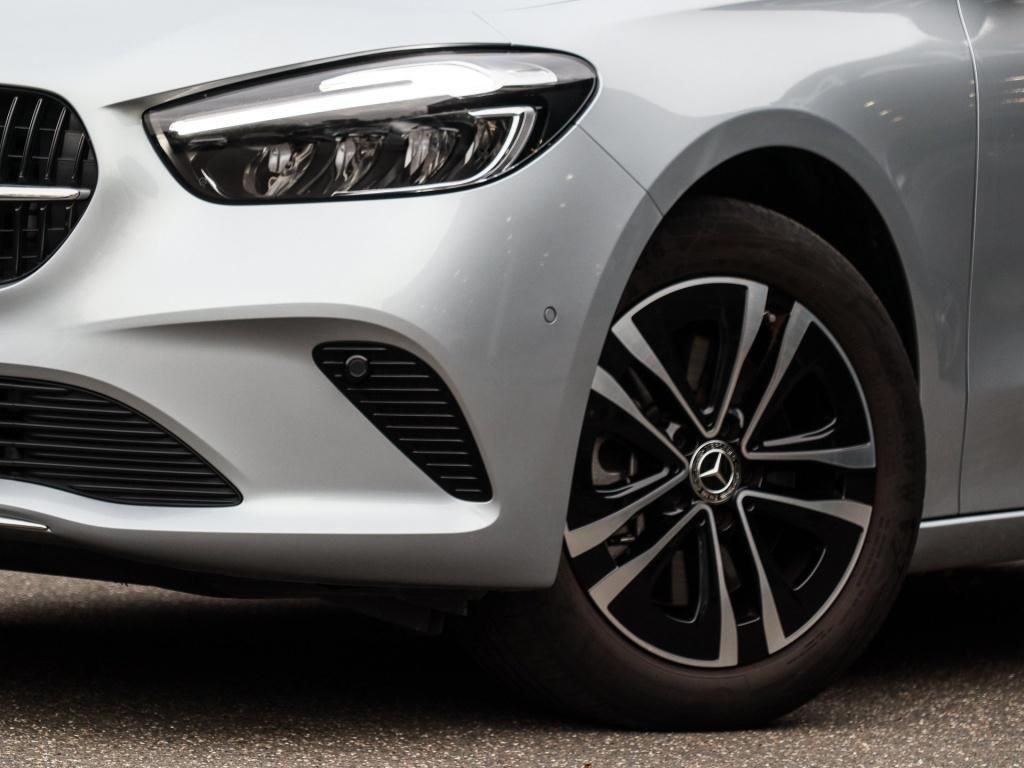 Mercedes-Benz B 250 2024