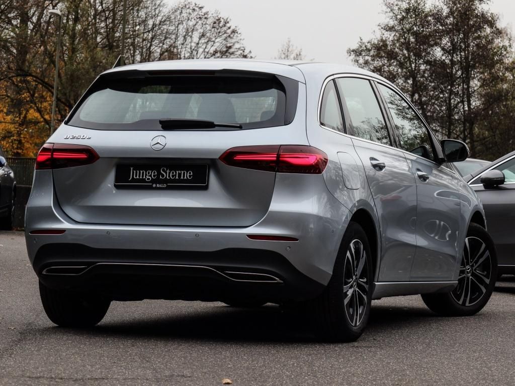 Mercedes-Benz B 250 2024