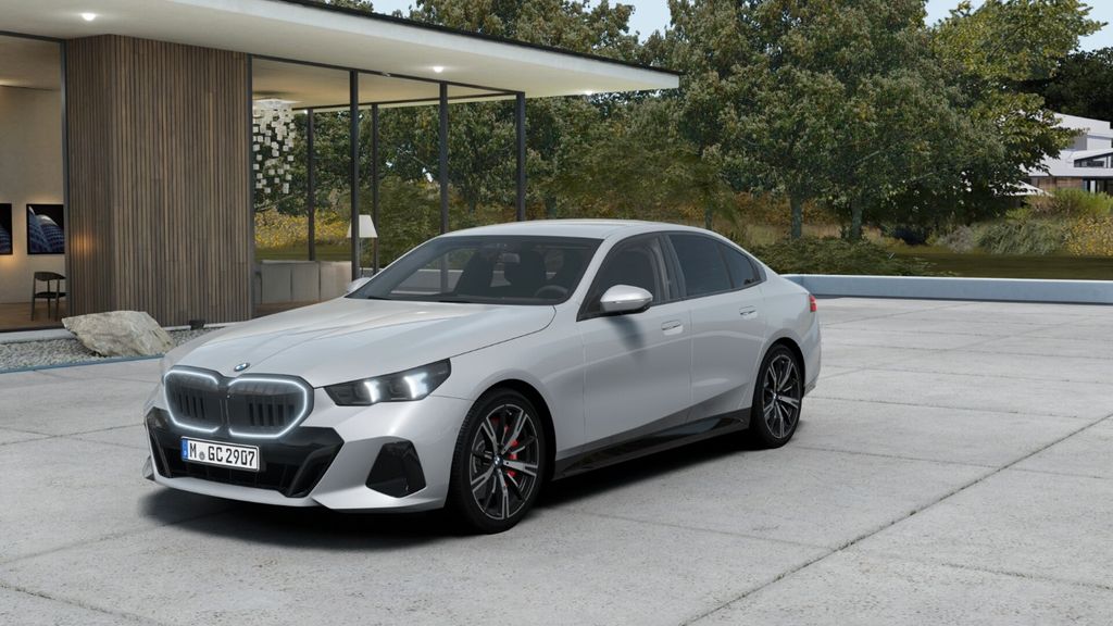 BMW 540 2025