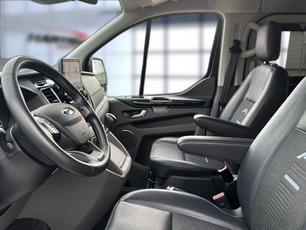 Ford Tourneo Custom 2022