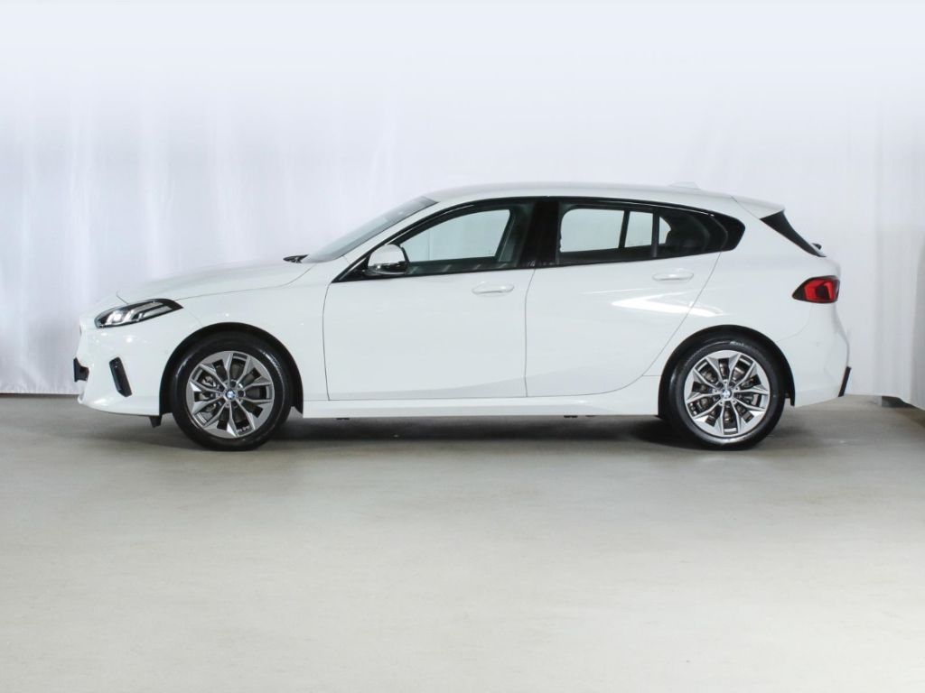 BMW 120 2024
