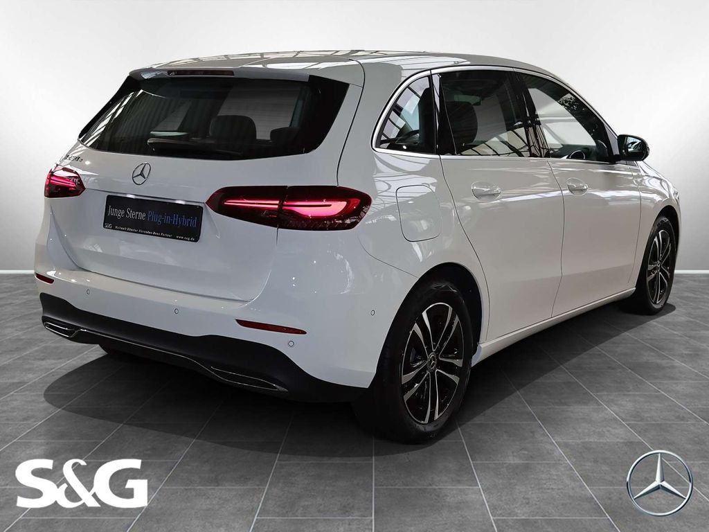 Mercedes-Benz B 250 2024