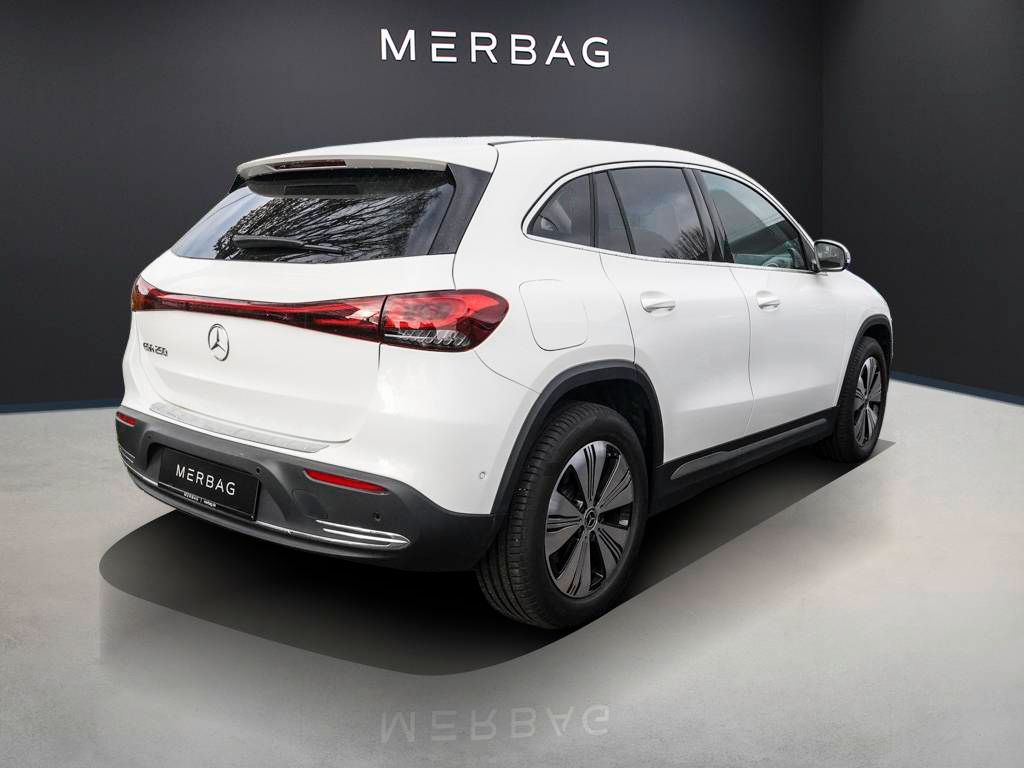 Mercedes-Benz EQA 2023