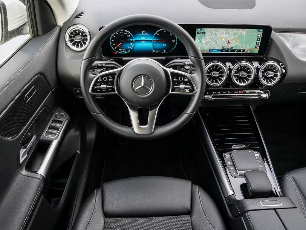 Mercedes-Benz EQA 2023