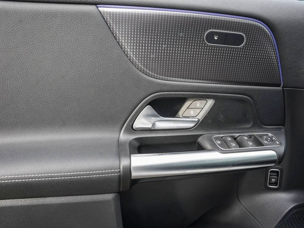 Mercedes-Benz EQA 2023