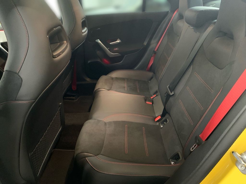 Mercedes-Benz CLA 35 AMG 2022