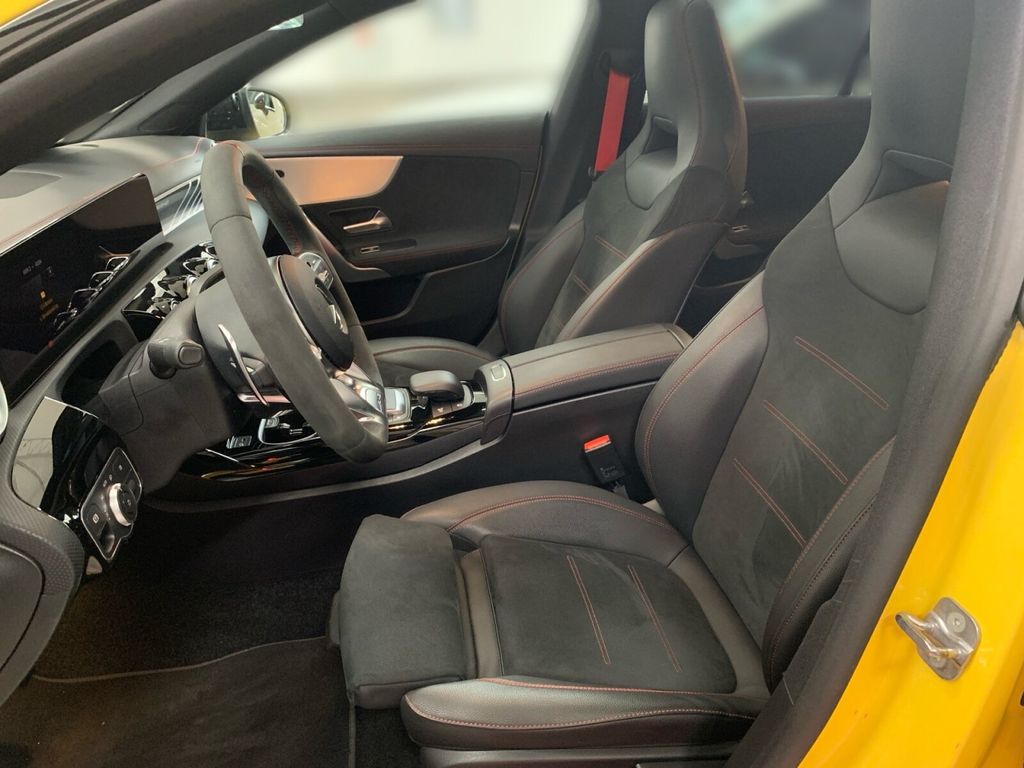 Mercedes-Benz CLA 35 AMG 2022