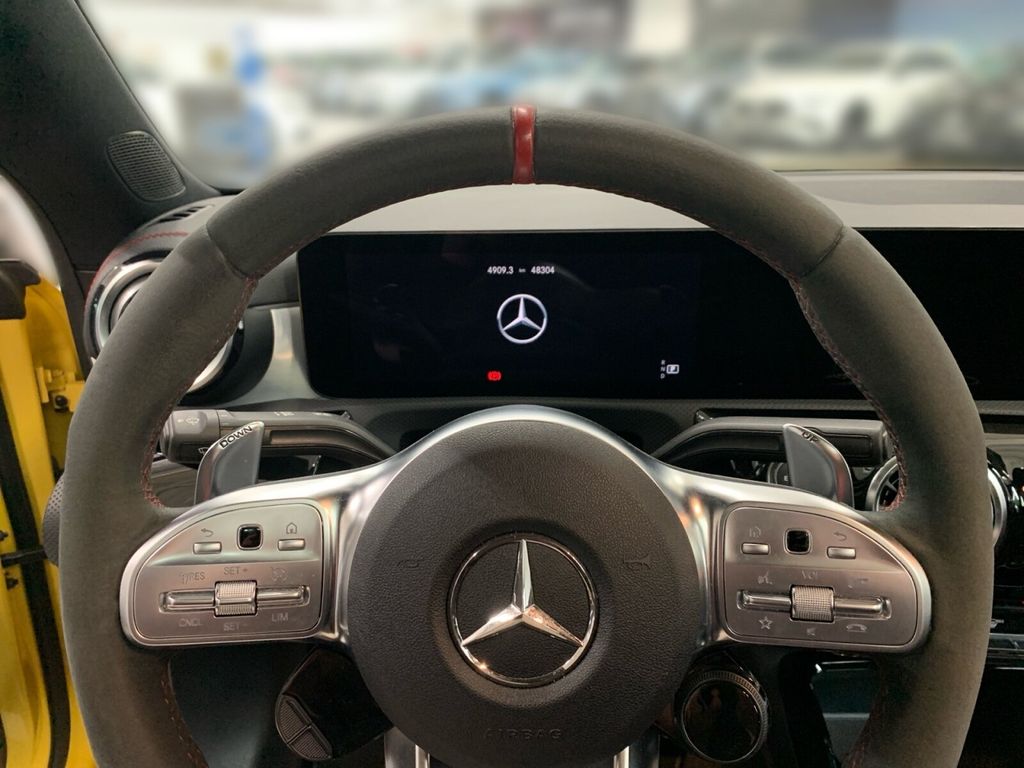 Mercedes-Benz CLA 35 AMG 2022