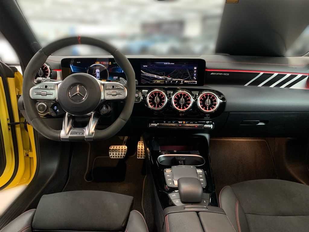 Mercedes-Benz CLA 35 AMG 2022