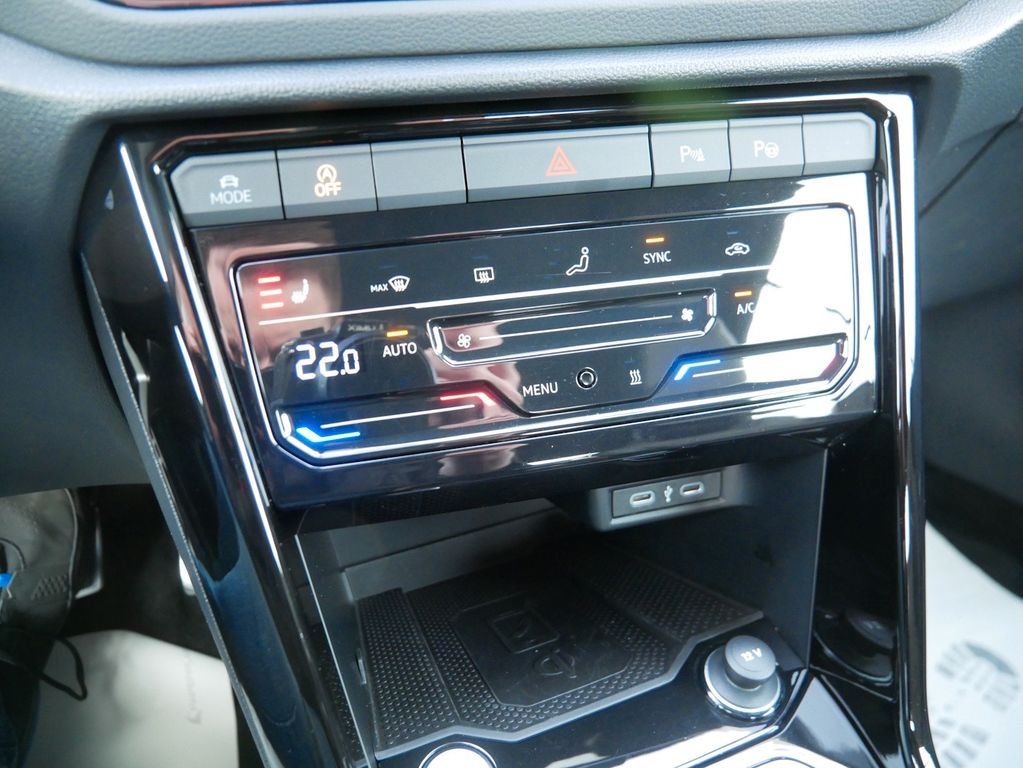 Volkswagen T-Roc 2023