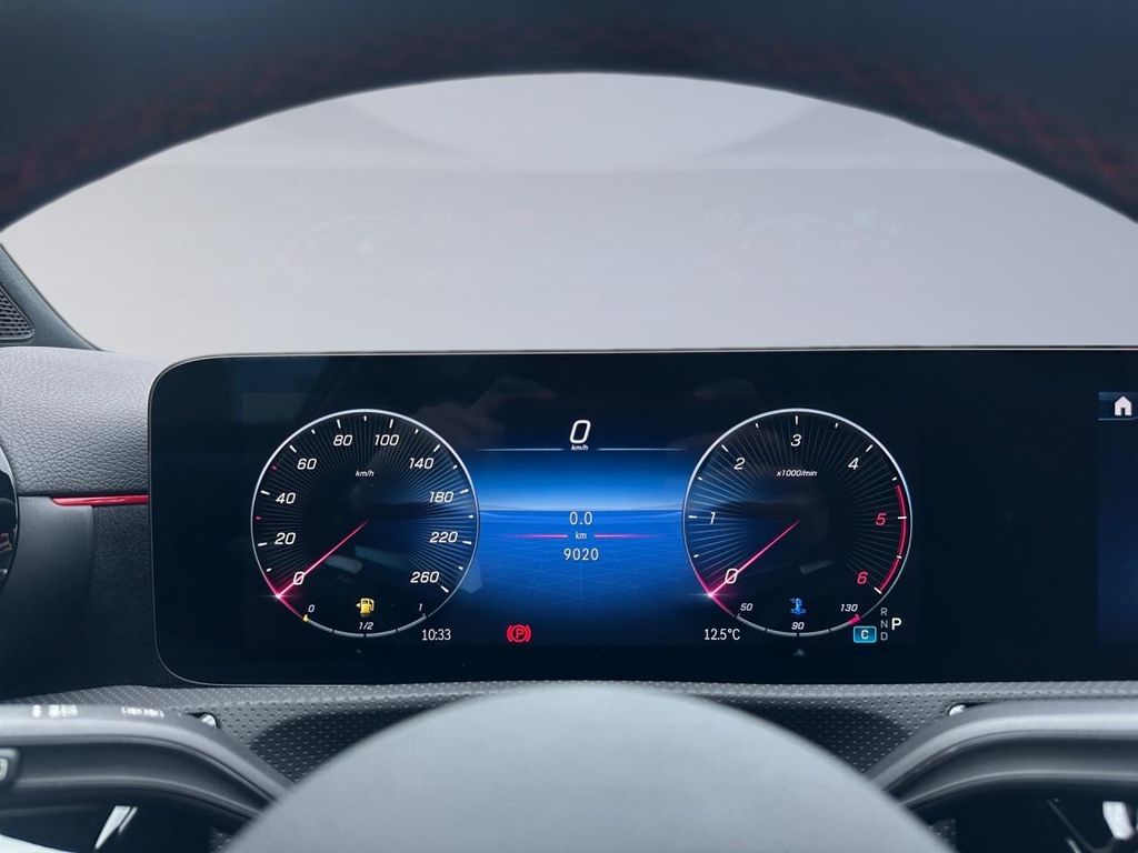 Mercedes-Benz A 180 2025