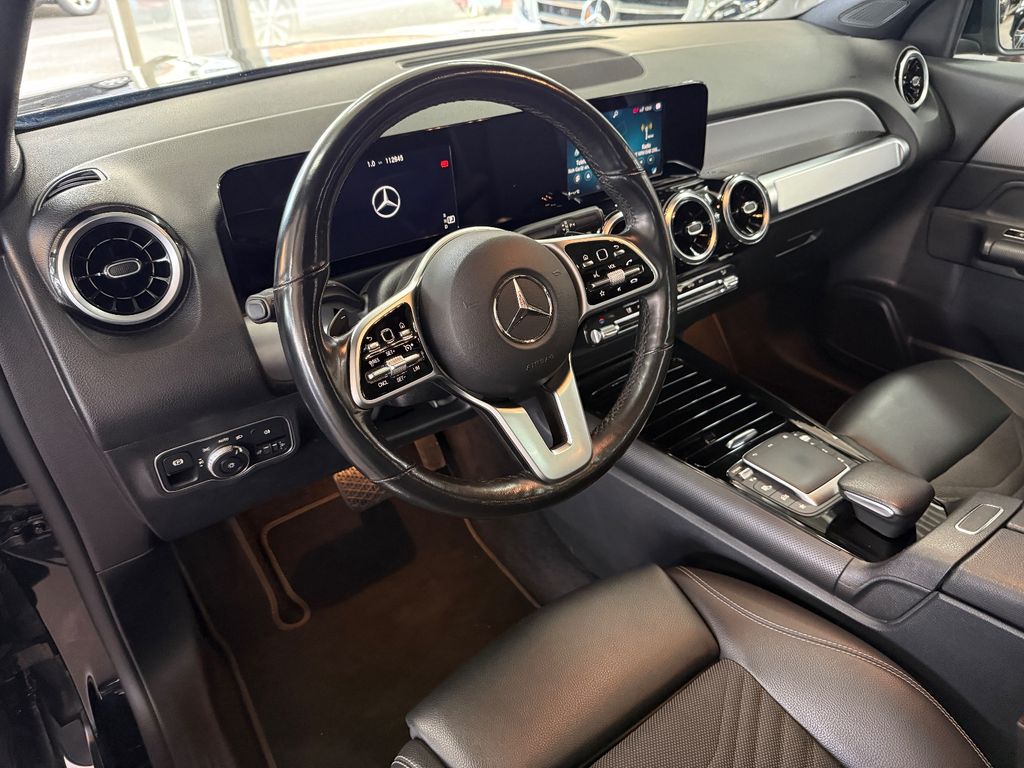 Mercedes-Benz GLB 180 2022