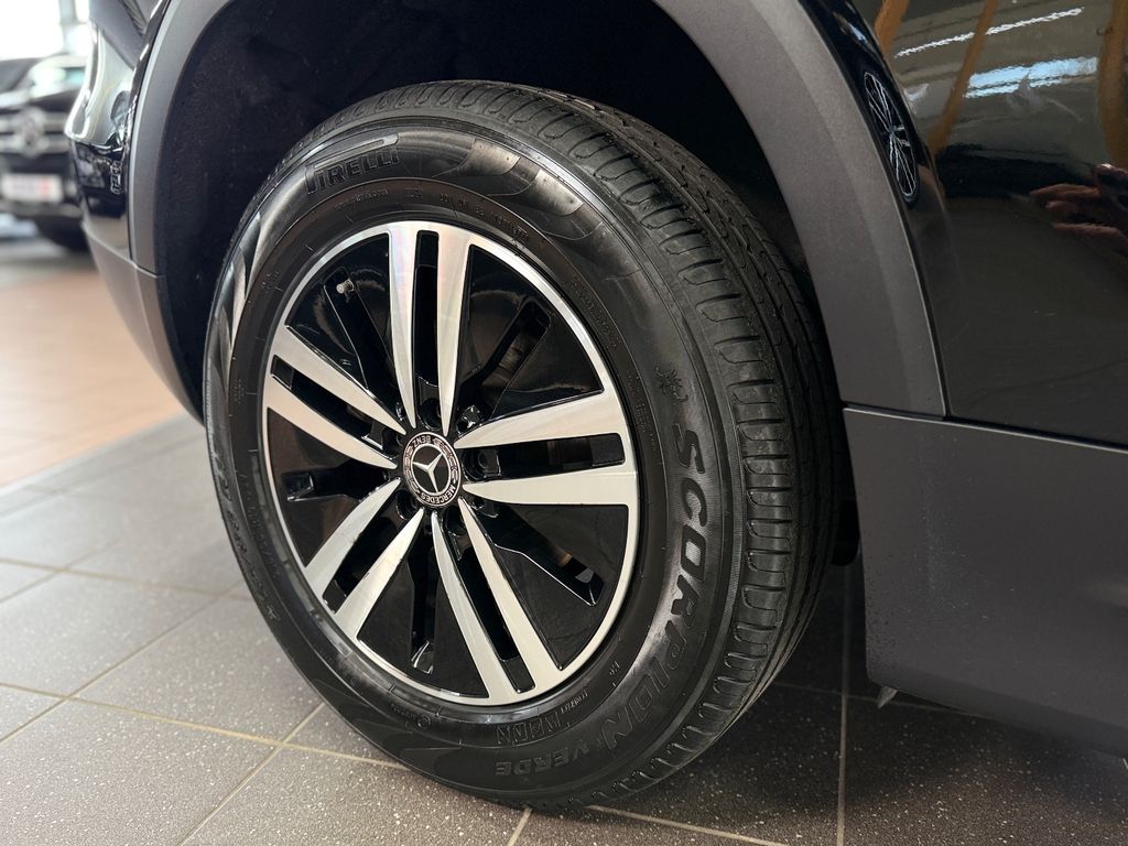 Mercedes-Benz GLB 180 2022