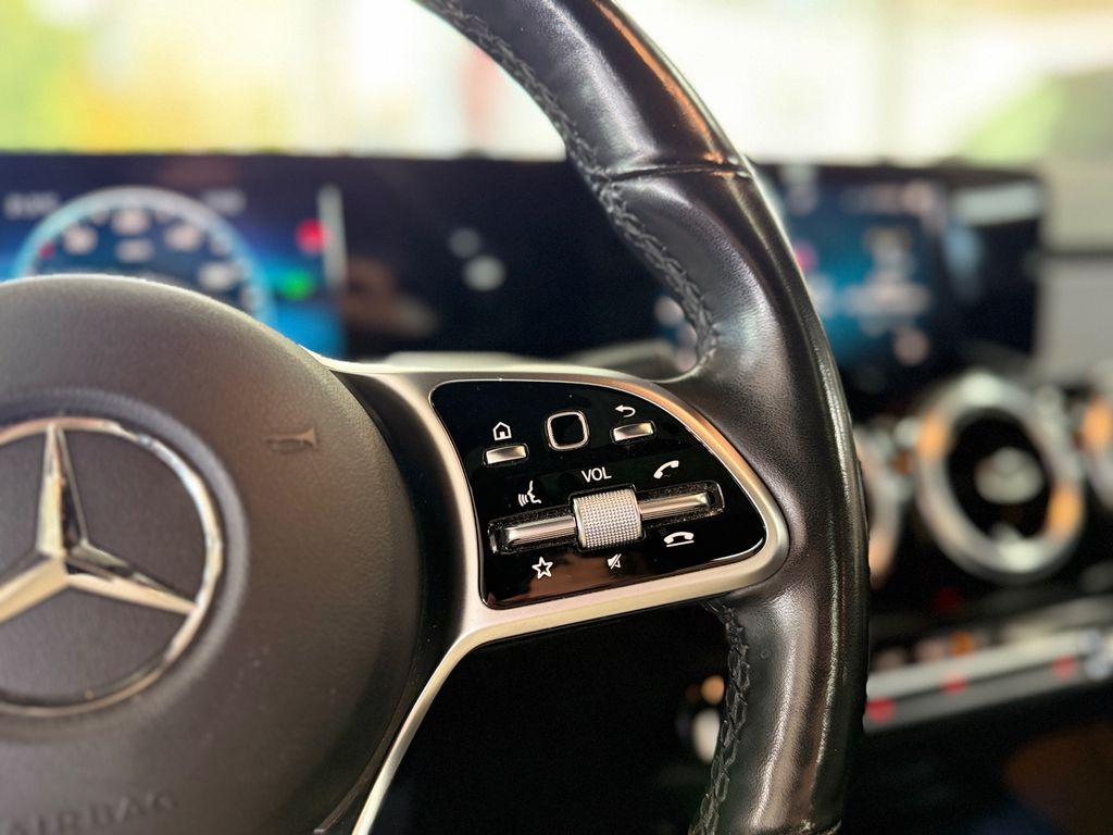 Mercedes-Benz GLB 180 2022