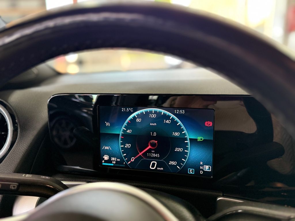 Mercedes-Benz GLB 180 2022