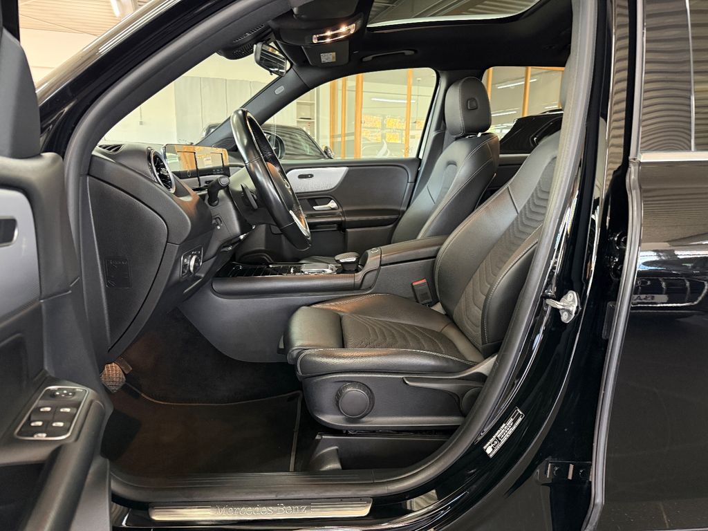 Mercedes-Benz GLB 180 2022