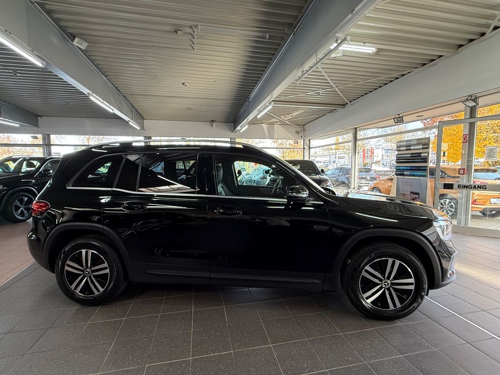 Mercedes-Benz GLB 180 2022