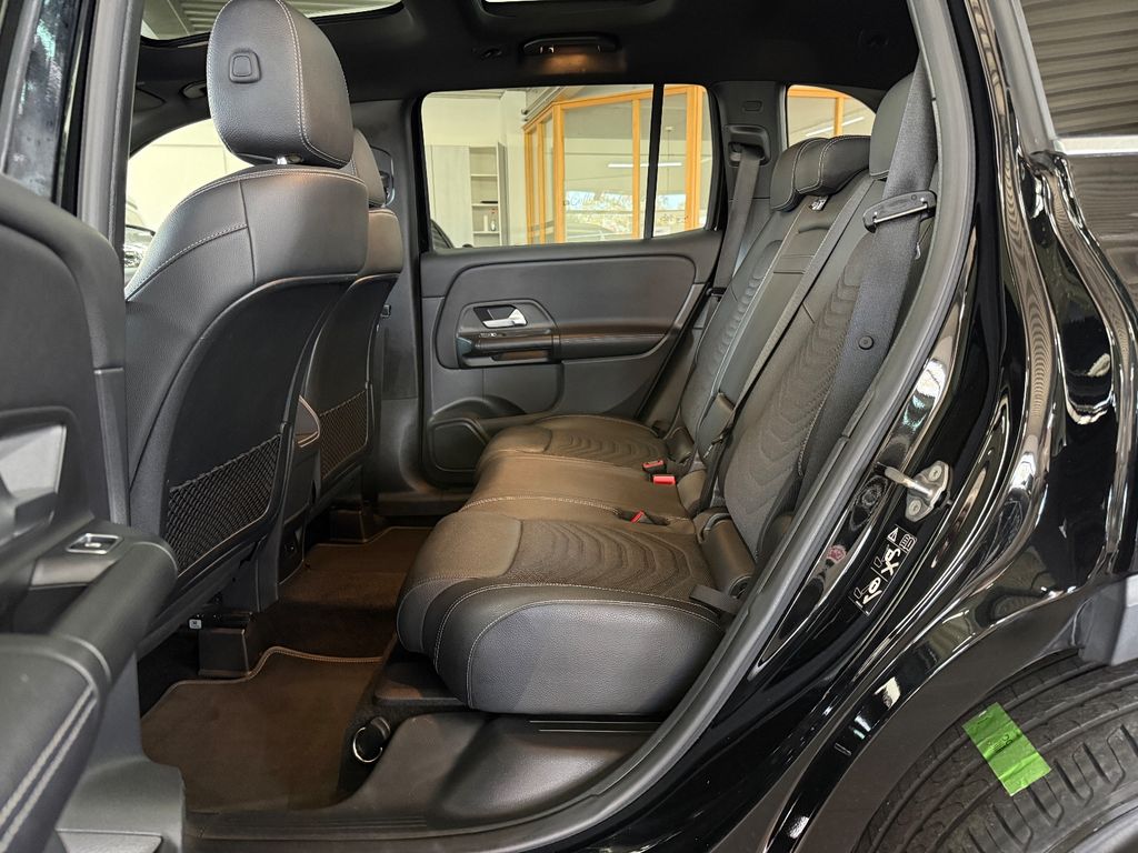 Mercedes-Benz GLB 180 2022