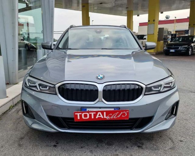BMW 318 2022