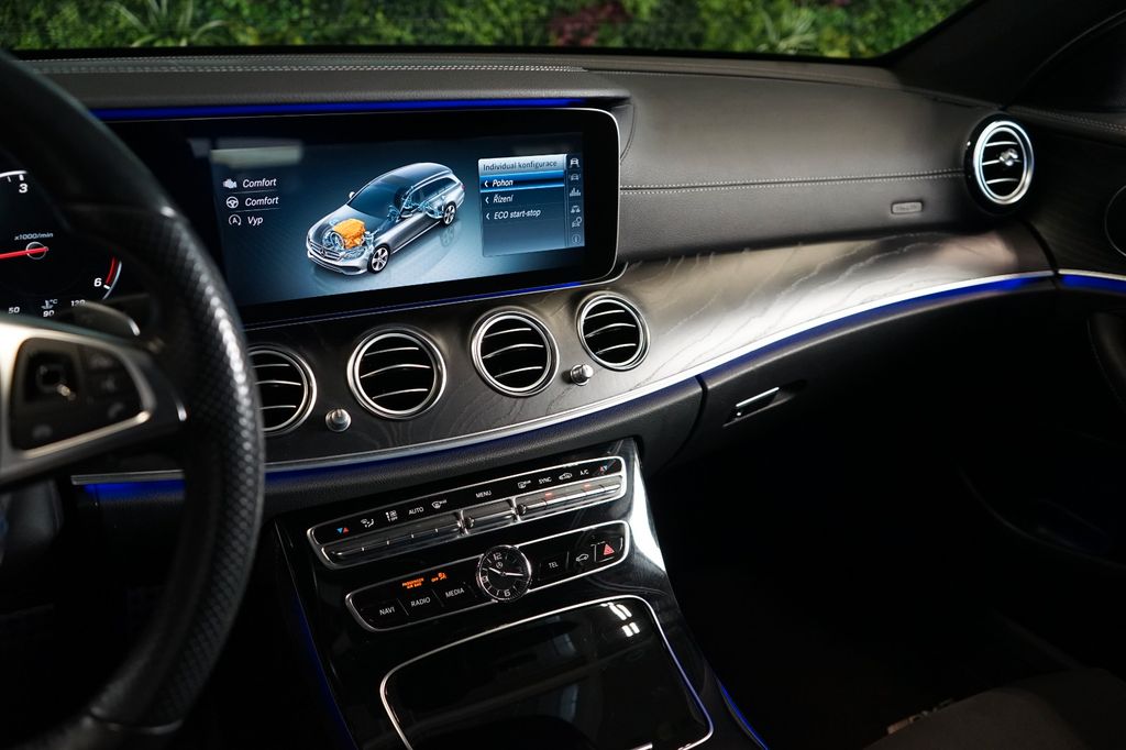 Mercedes-Benz E 220 2017