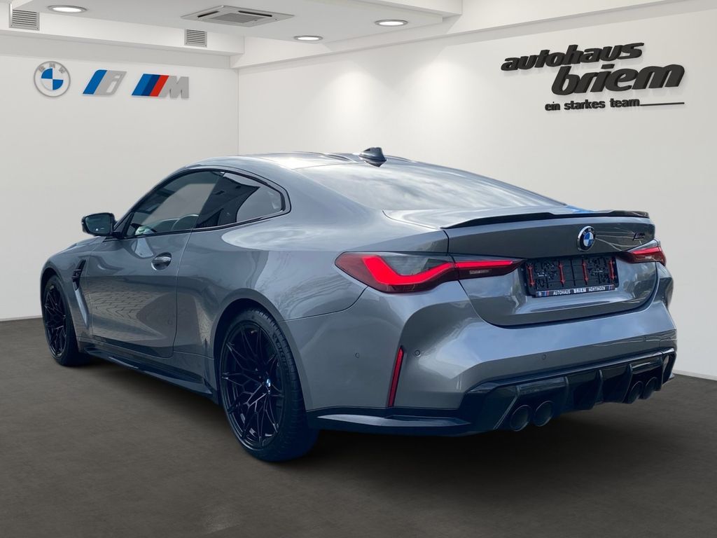 BMW M4 2022