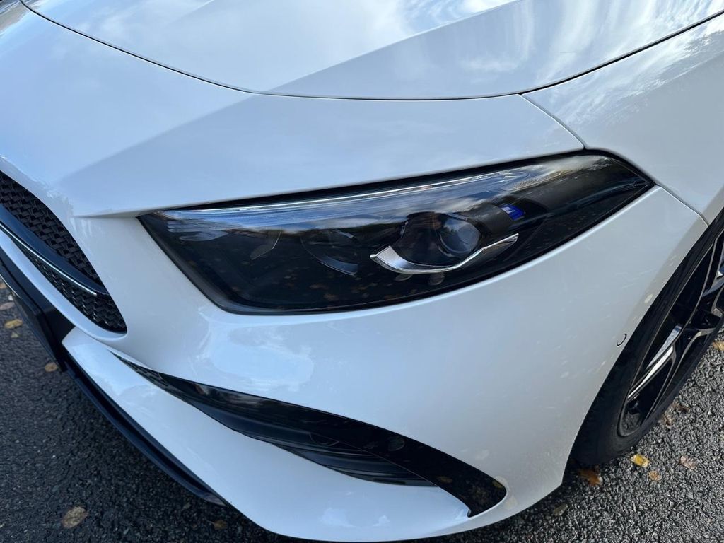 Mercedes-Benz A 180 2025