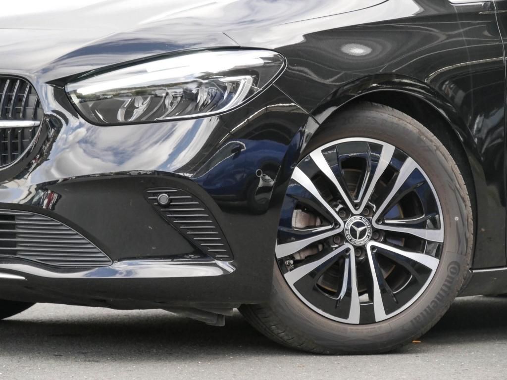 Mercedes-Benz B 220 2024