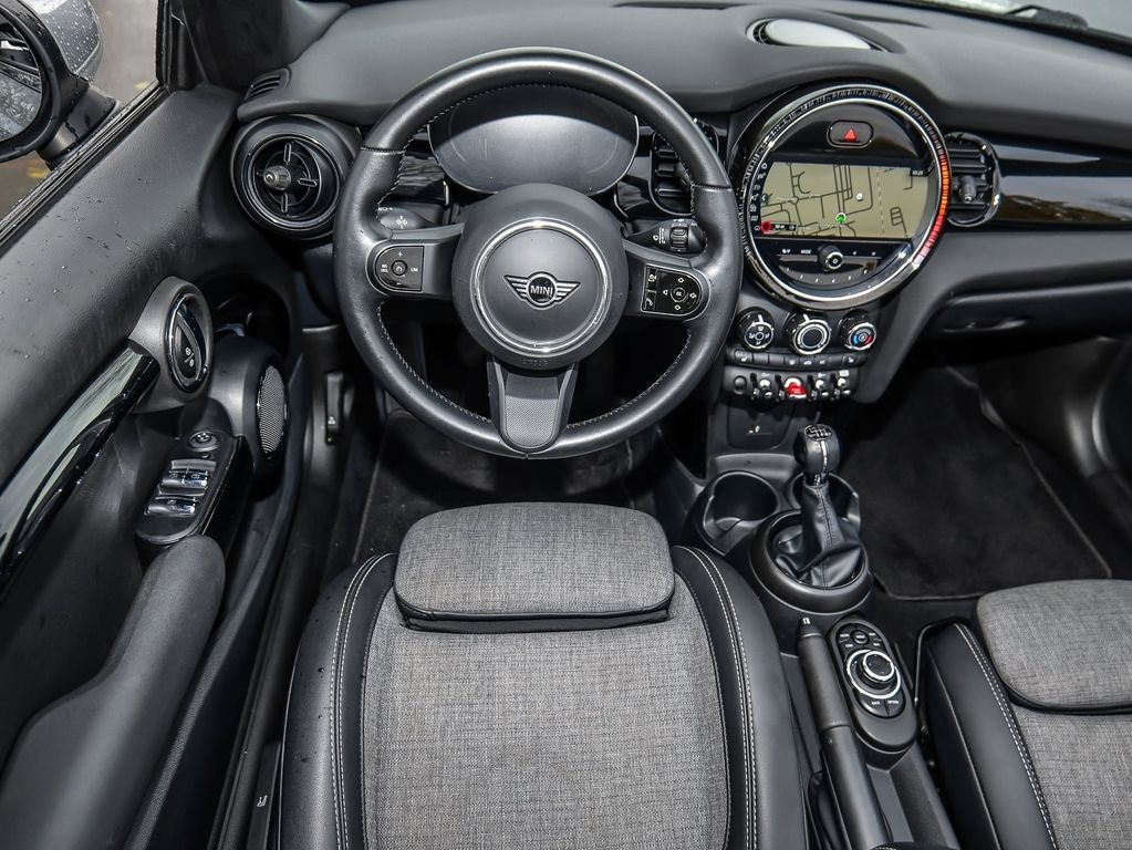 MINI One Cabrio 2022