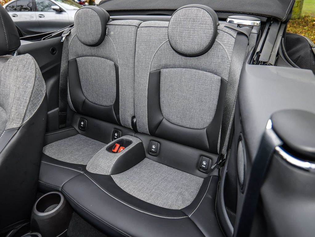 MINI One Cabrio 2022