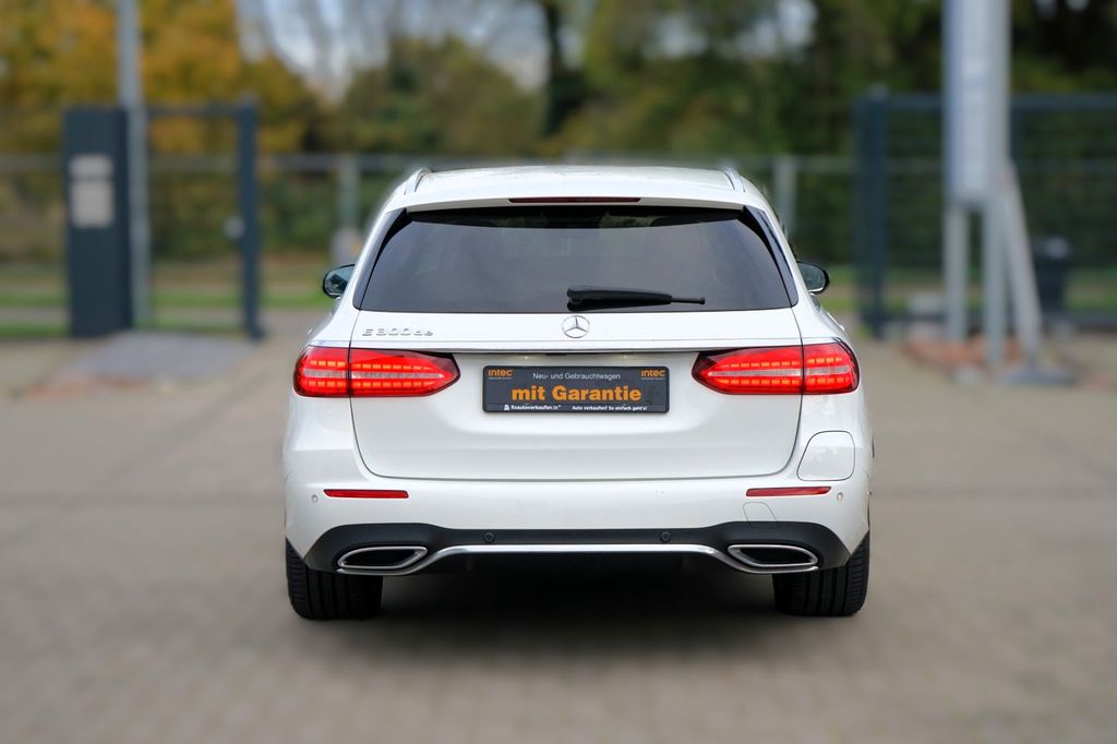 Mercedes-Benz E 300 2022